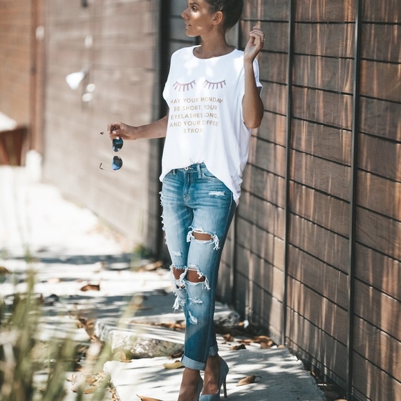 Mondaze Graphic Tee - Picture 5 of 5